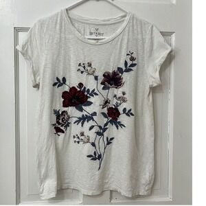 American‎ Eagle Outfitters Sz S Soft Sexy Embroidered Y2K Whimsical T Shirt